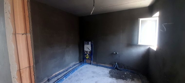 Dasselbe Bad nach dem Innenputz